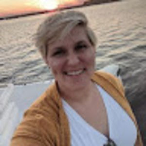 Meet your Posher, Marissa